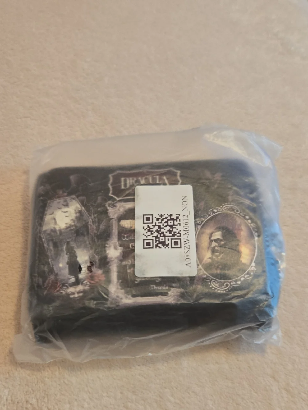 Lettoria Vegan Leather Dracula Mini Wallet